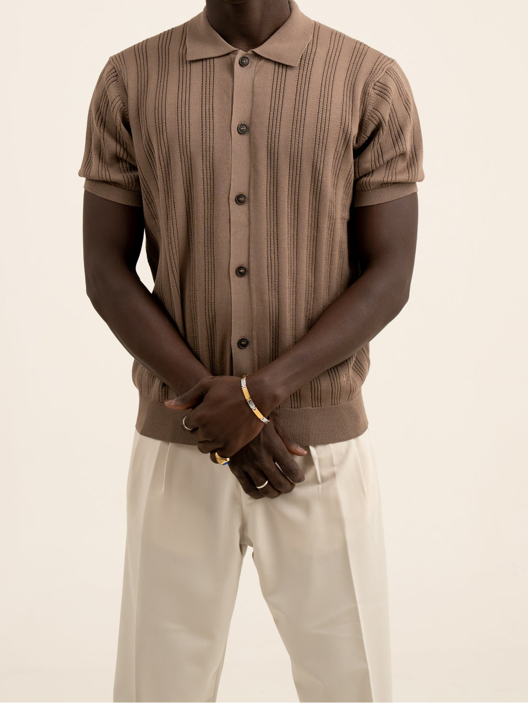 Camicia punto riga verticale traforato in cotone marrone
