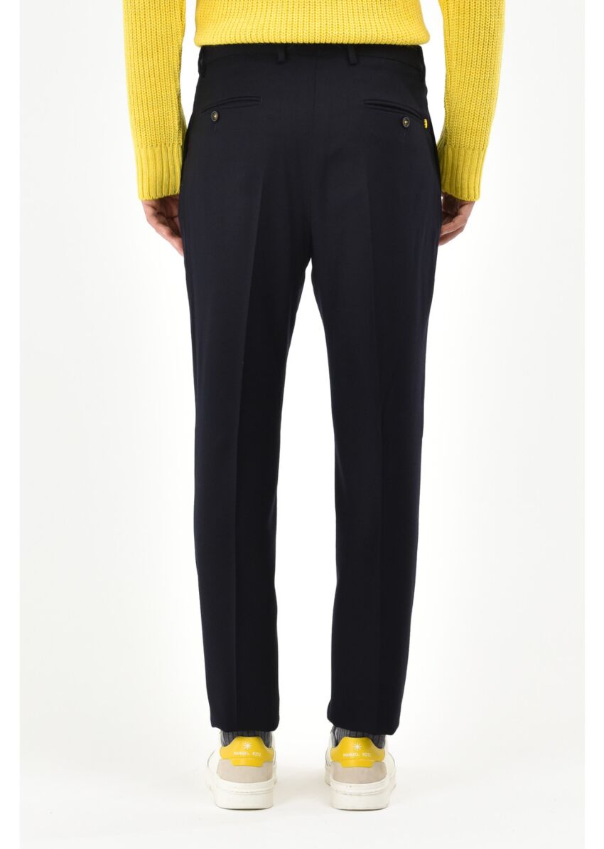 Slim pleated trousers in stretch wool flannel