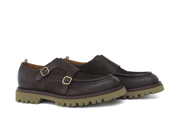 Scarpa in pelle nabuk doppia fibbia