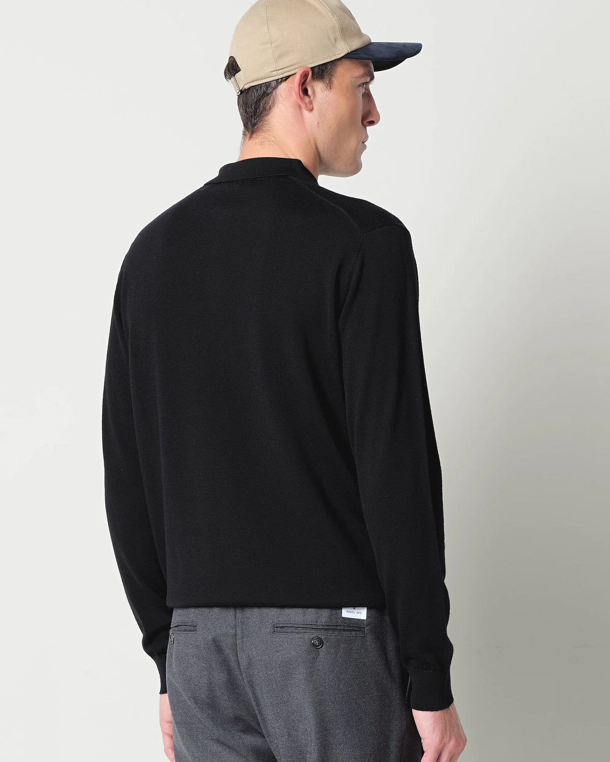 Polo manica lunga in pura lana nero Manuel Ritz