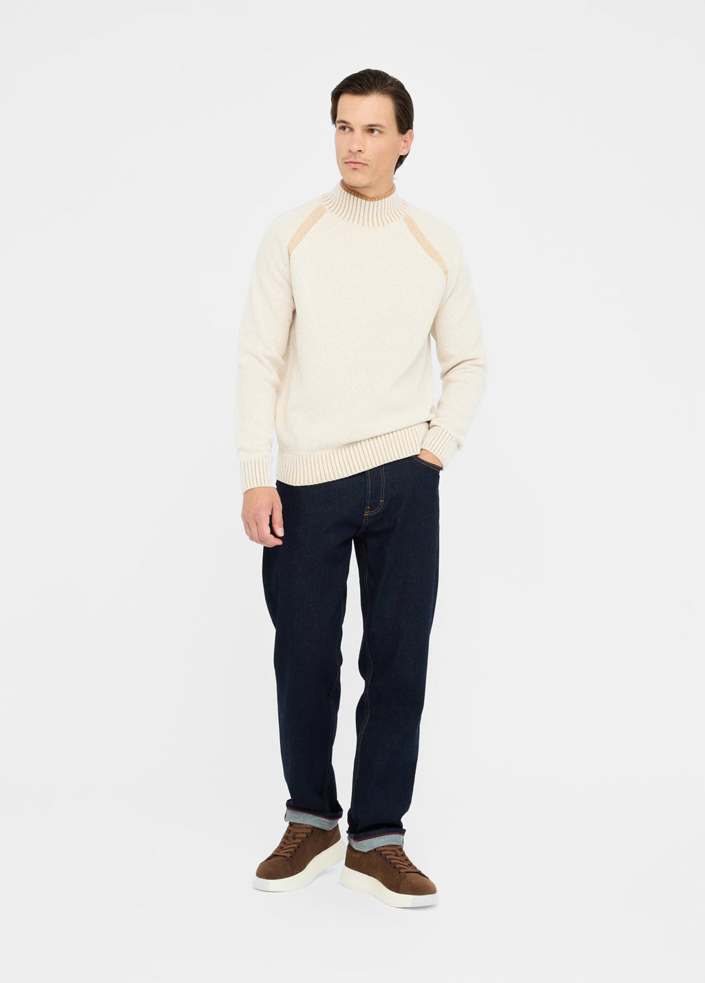 Maglia collo alto in ciniglia bianca