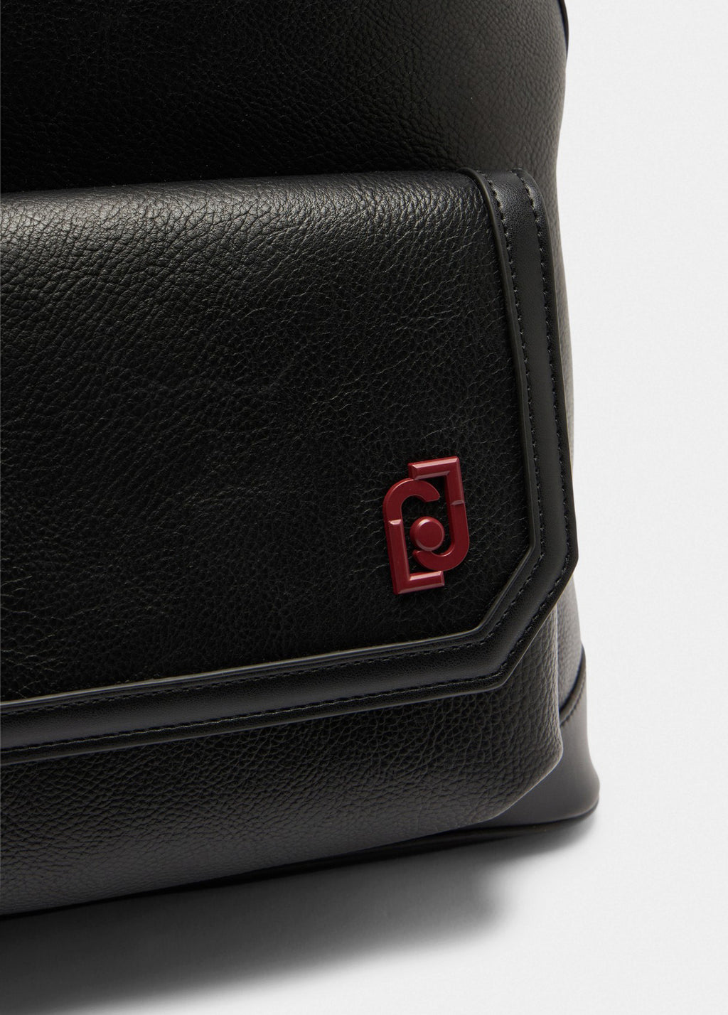 Zaino in ecopelle bottalato nero