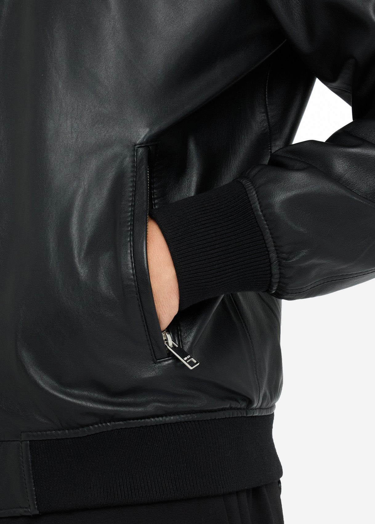 Bomber in pelle nero