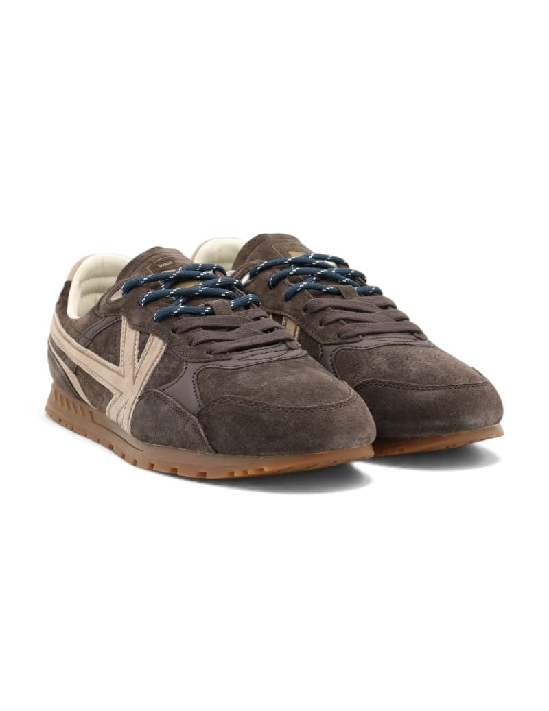 Leather sneakers with logo