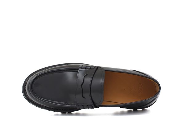 Leather moccasin