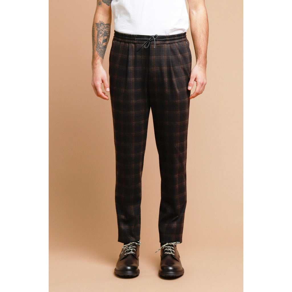 Pantalone jogging slim fit tech-core